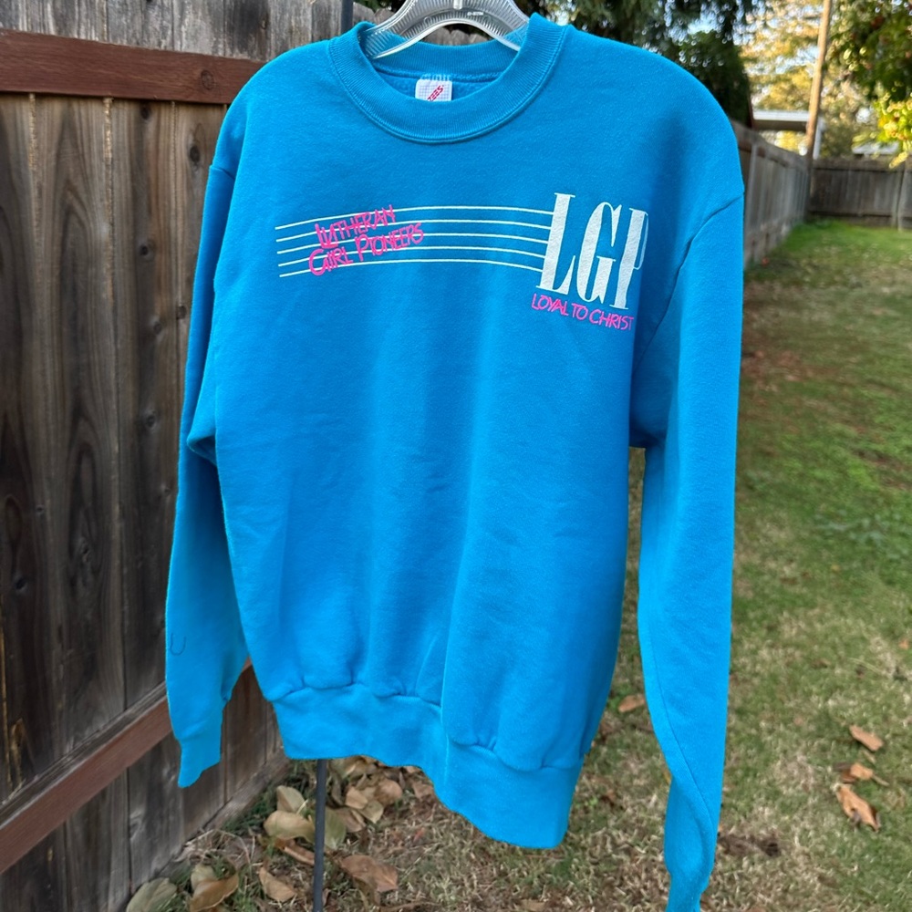 Vintage crew, Lutheran, girls, pioneer size small jerzees tag loyal to Christ